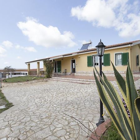 Villa Raimonda Putifigari 外观 照片