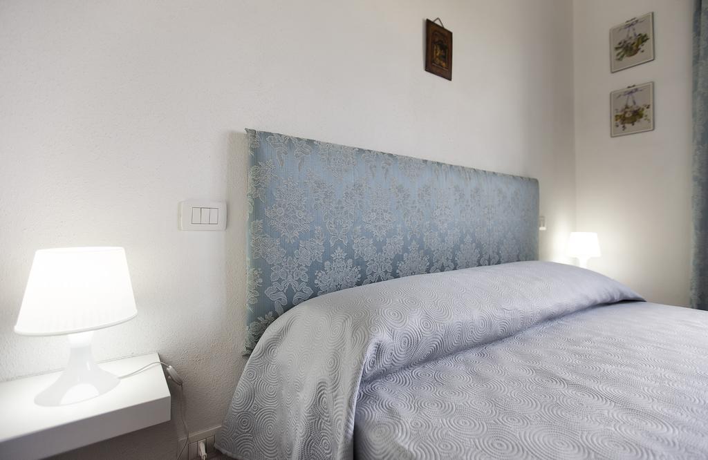 Villa Raimonda Putifigari 外观 照片